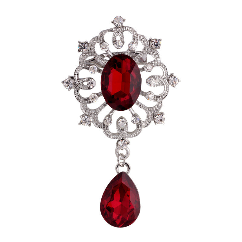 Korean Rhinestone Leaf Brooch with Full Diamonds
