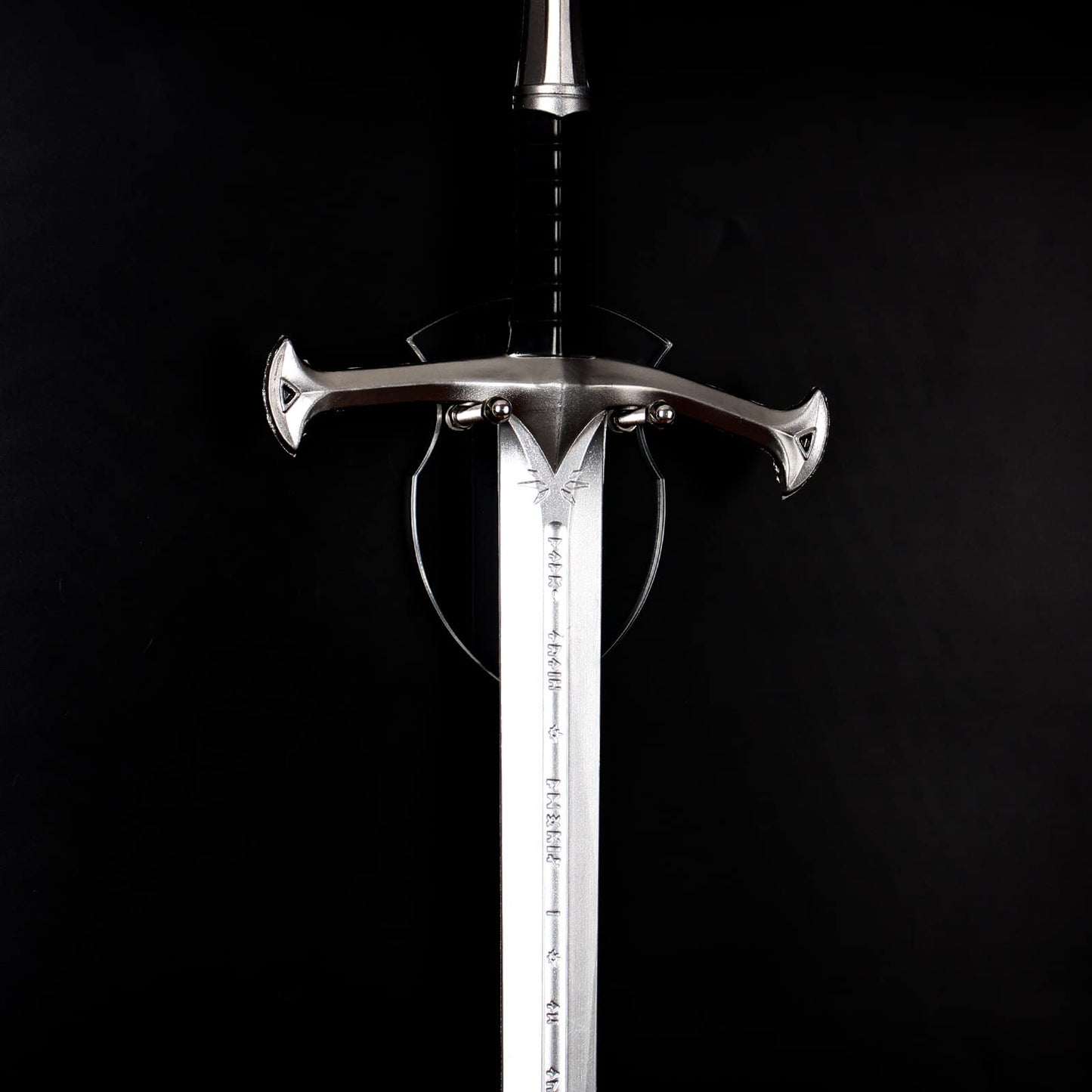 KAFENDA Acrylic Sword Wall Mount Plaque Medieval Knights Sword And Shield Wall Hanger Wall Mount Sword Wall Plaque Holder Acrylic Sword Wall Display Plaque