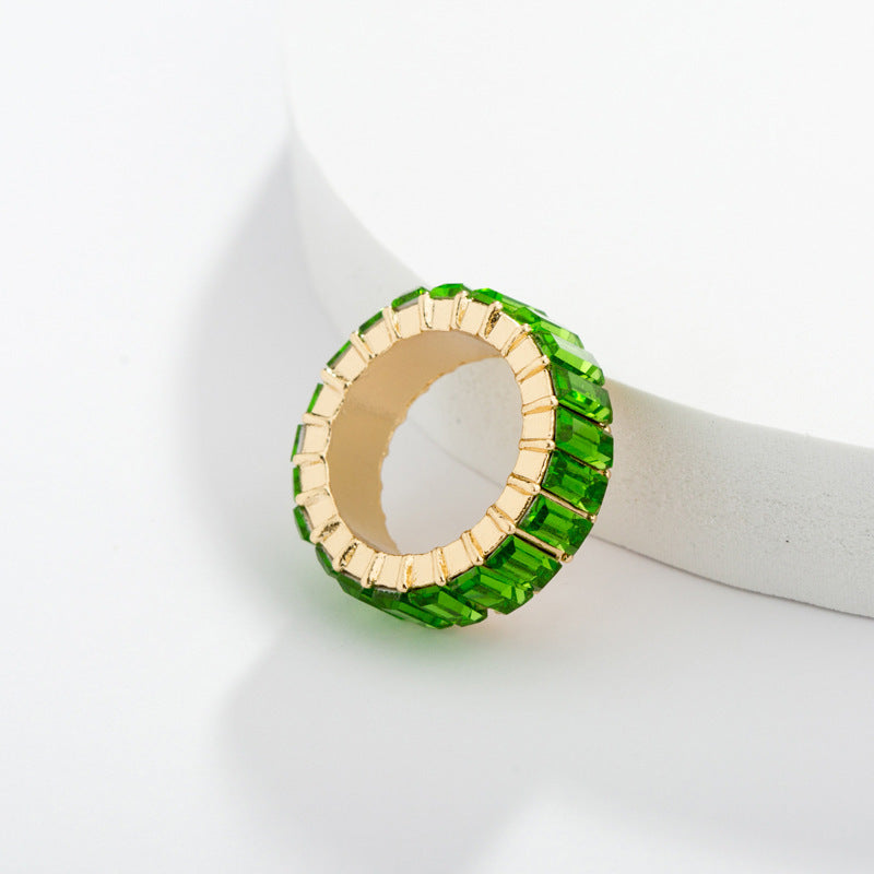 New Fashionable Geometric Alloy Ring with Diamonds