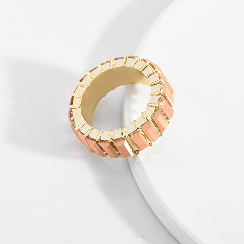 New Fashionable Geometric Alloy Ring with Diamonds