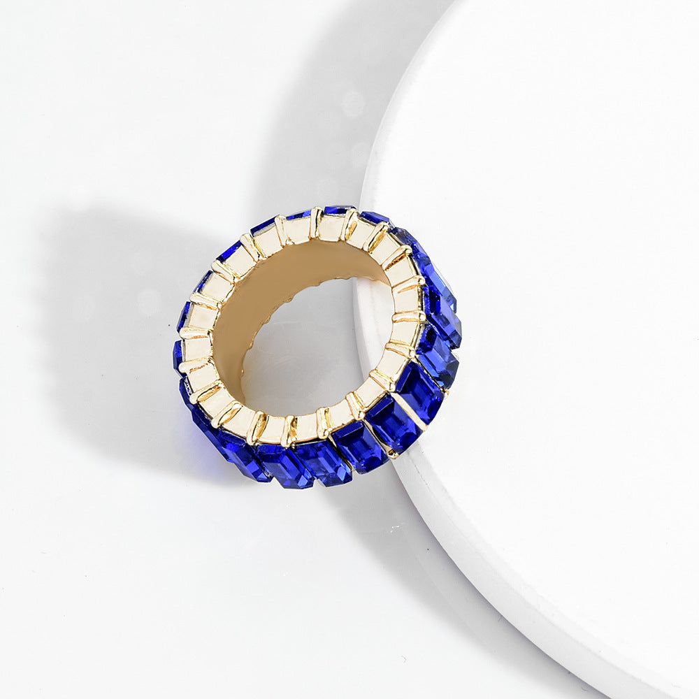 New Fashionable Geometric Alloy Ring with Diamonds