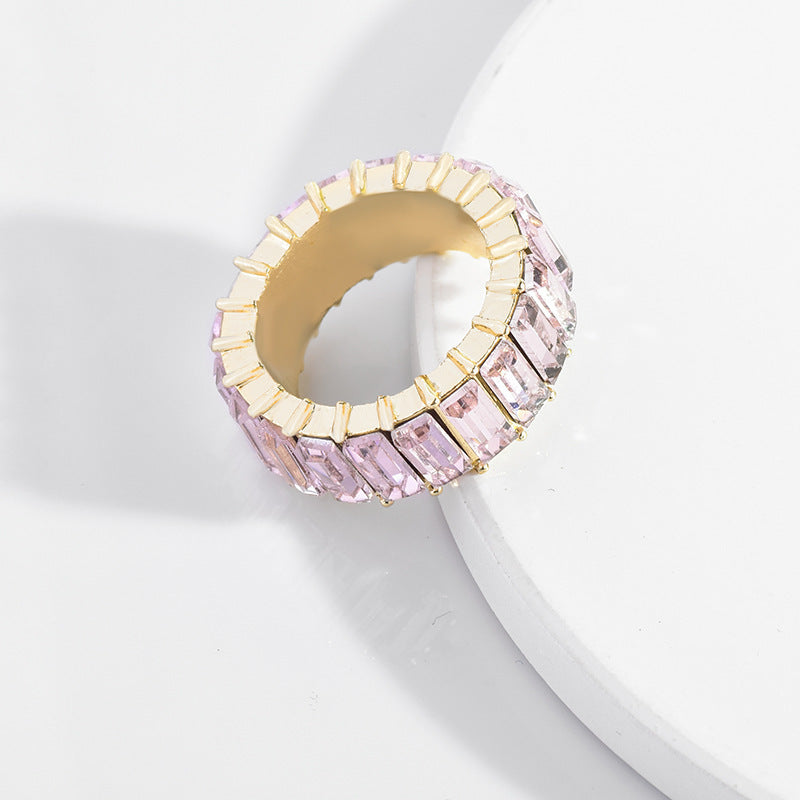 New Fashionable Geometric Alloy Ring with Diamonds
