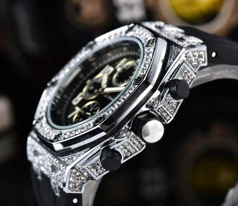 Men's Stylish Waterproof Quartz Watch with Diamonds