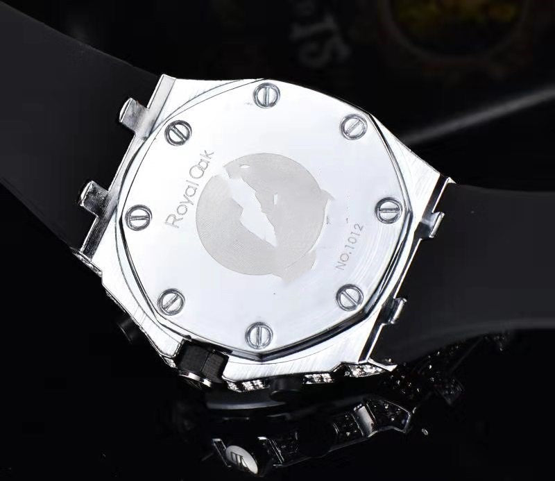 Men's Stylish Waterproof Quartz Watch with Diamonds