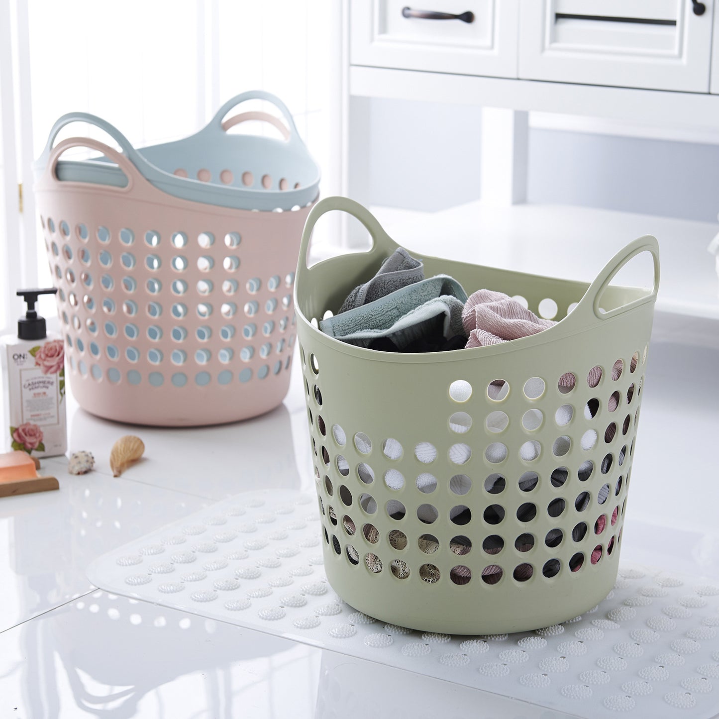Handheld Storage Basket for Furniture