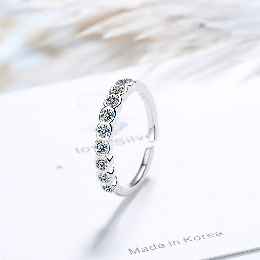 Fashionable Minimalist Open Ring with Diamonds