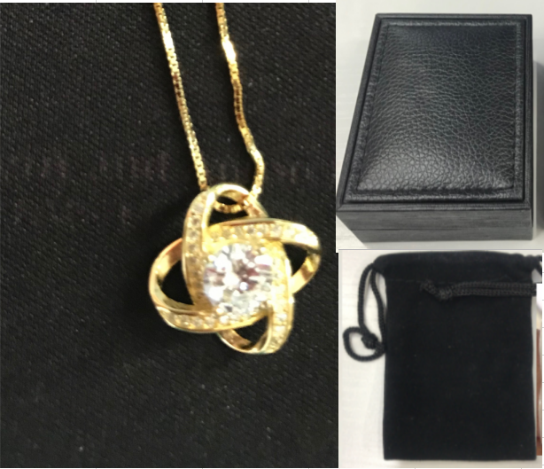 Clover Gold Necklace with Diamonds