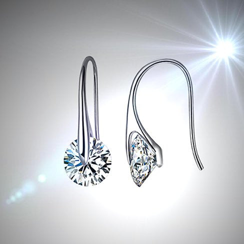 BOUTIQUE DIAMONDS - Charming Swarovski Drop Earrings