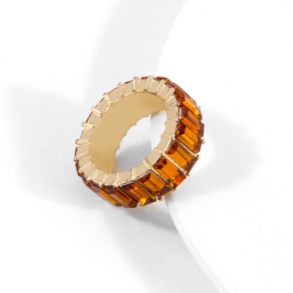 New Fashionable Geometric Alloy Ring with Diamonds