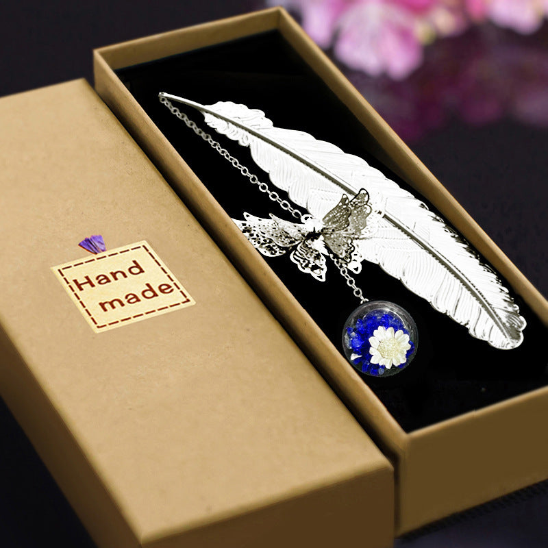 Chinese Style Metal Feather Bookmark with Preserved Flowers