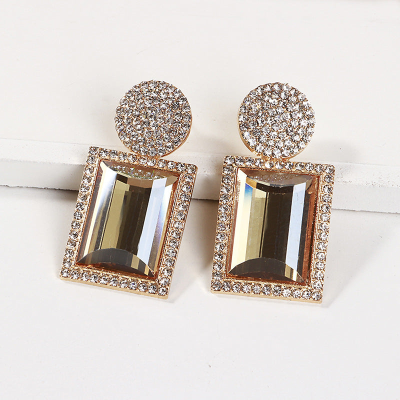 Fashionable Geometric Earrings with Metal and Diamonds