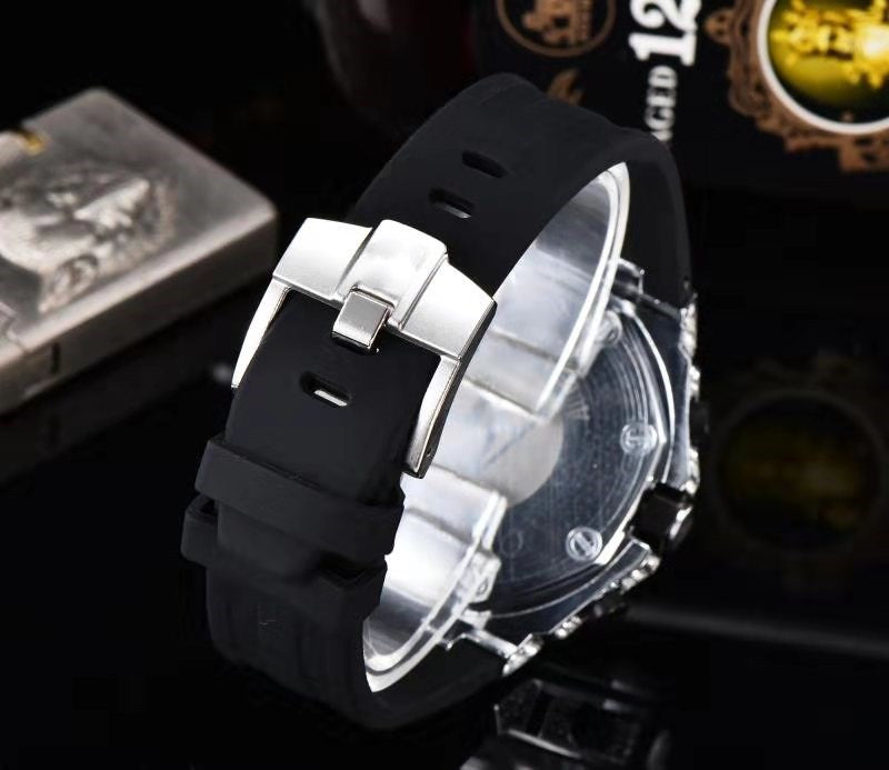 Men's Stylish Waterproof Quartz Watch with Diamonds