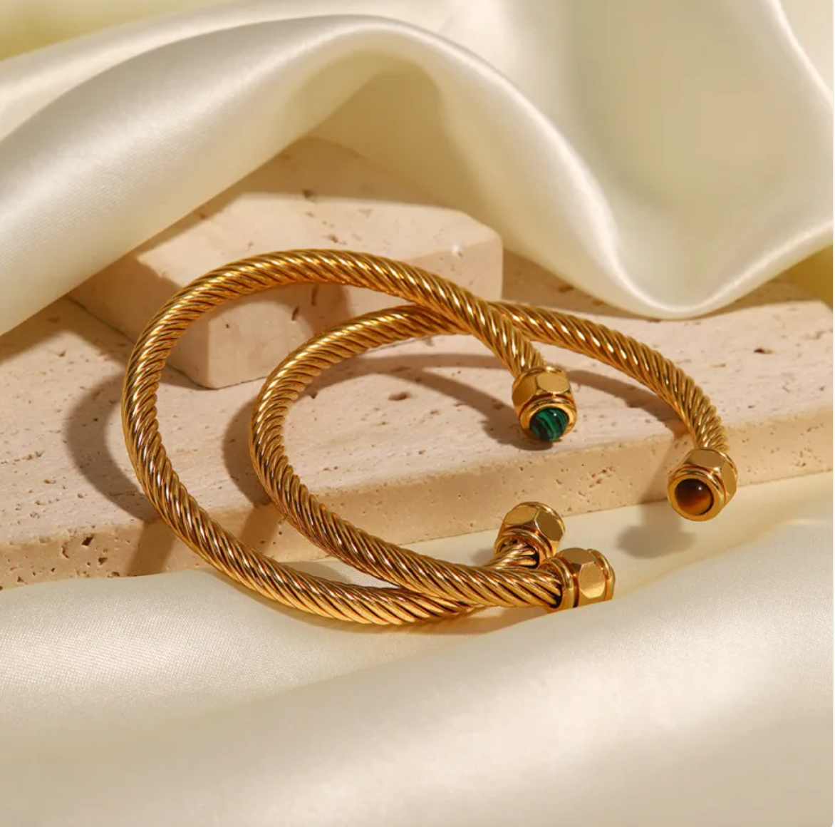 Thea Gold Bracelet