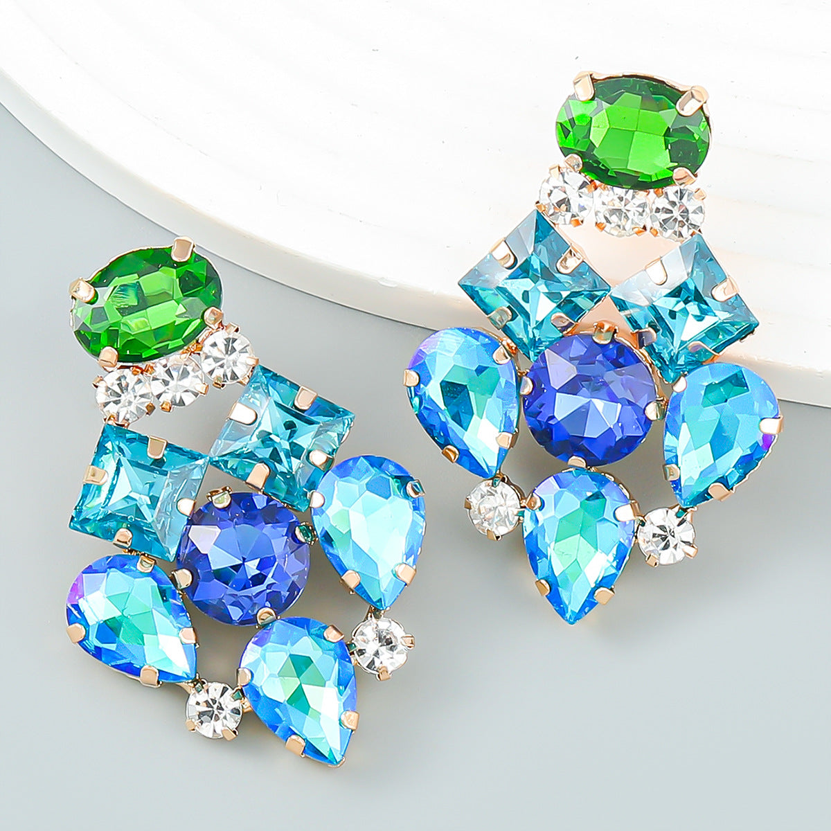 Fashionable Geometric Earrings with Colorful Diamonds